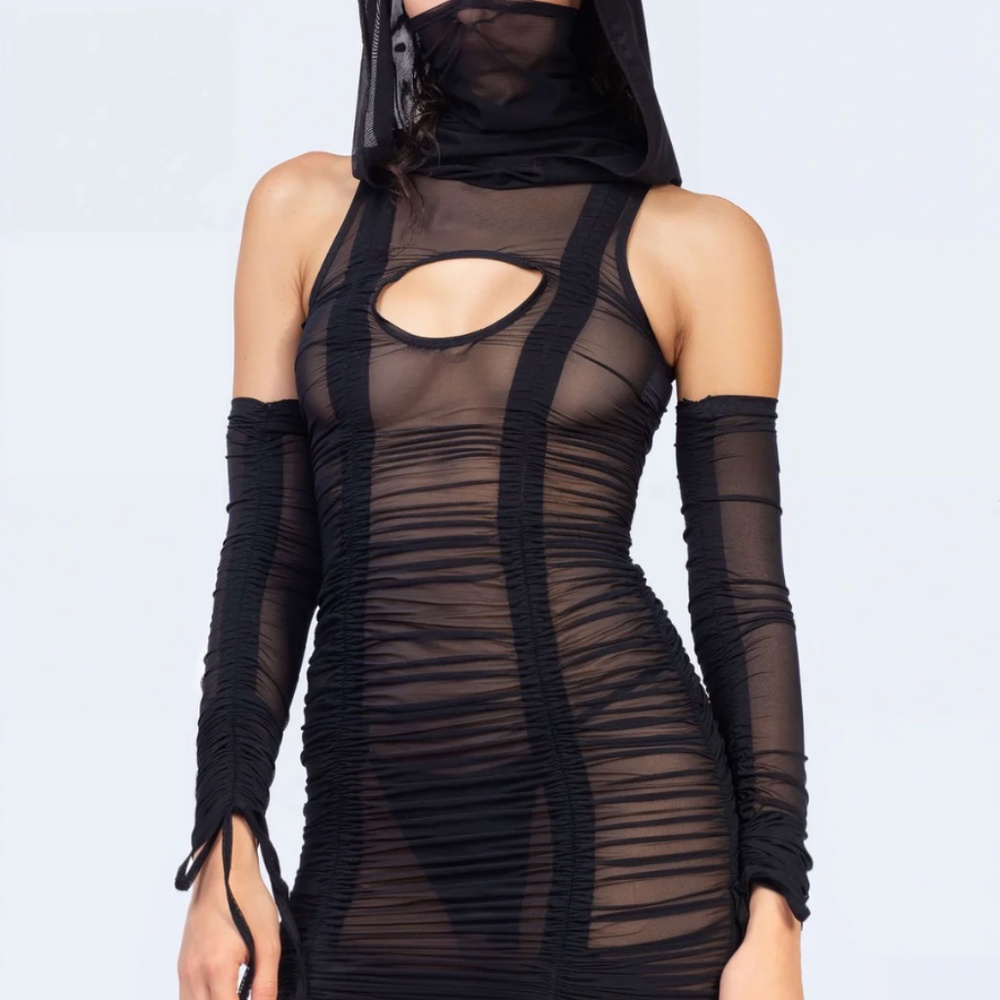 Badinka Horizon Black Hooded Ruched Dress and Gloves - Picture 3 of 3